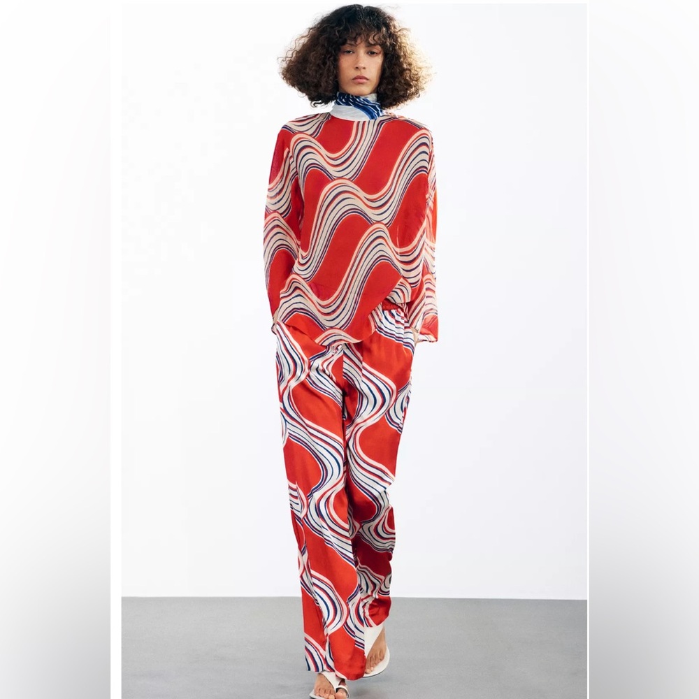 Zara ZW Collection Printed Two PIECES Bow Shirt and Pant Set. NWT. Stunning ❣️